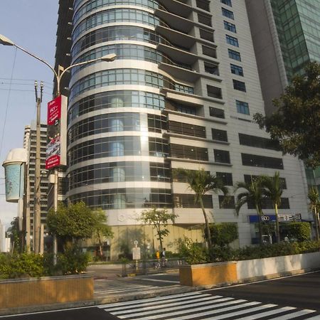 The Malayan Plaza Hotel Pasig City Zewnętrze zdjęcie