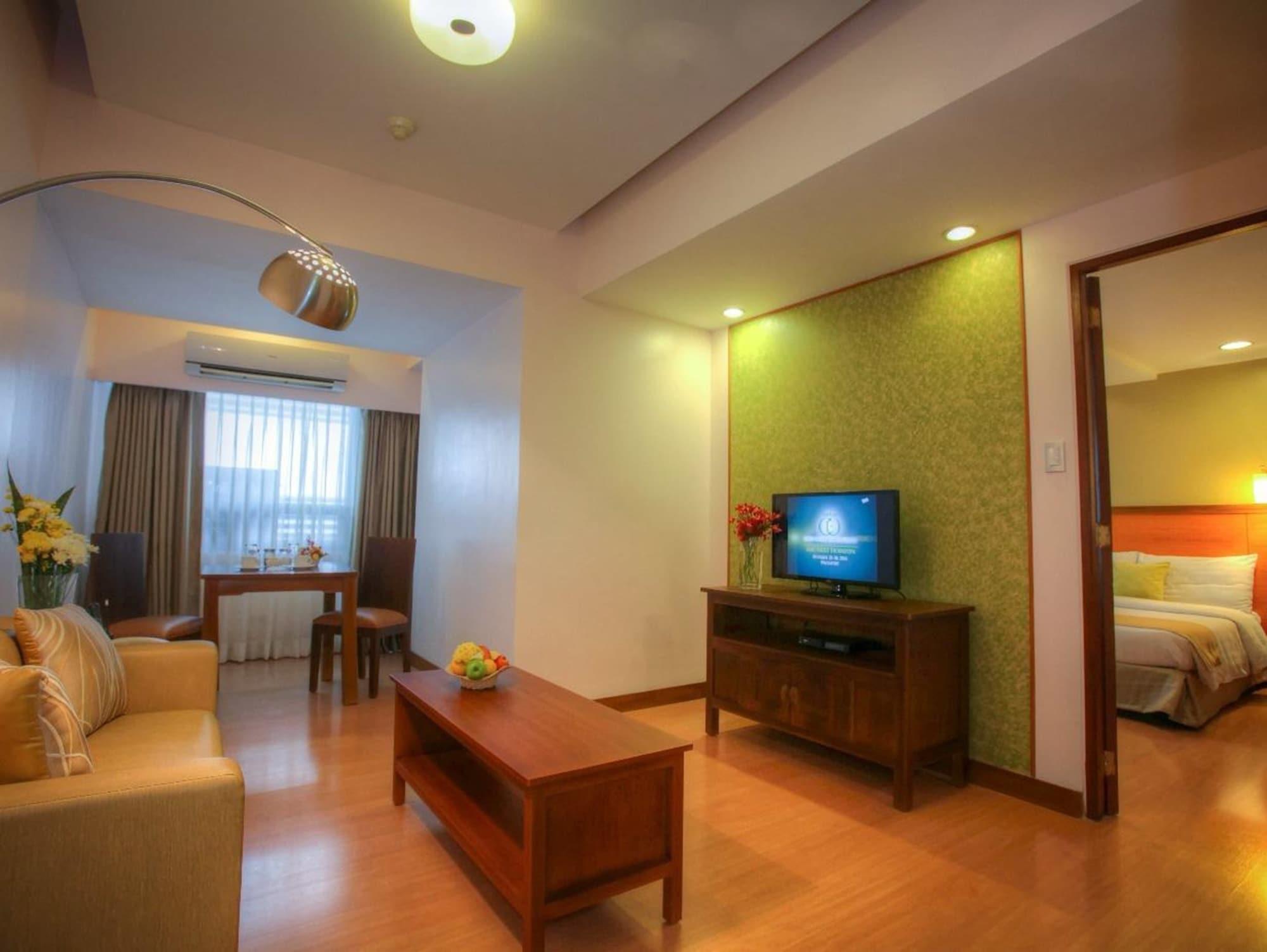 The Malayan Plaza Hotel Pasig City Zewnętrze zdjęcie