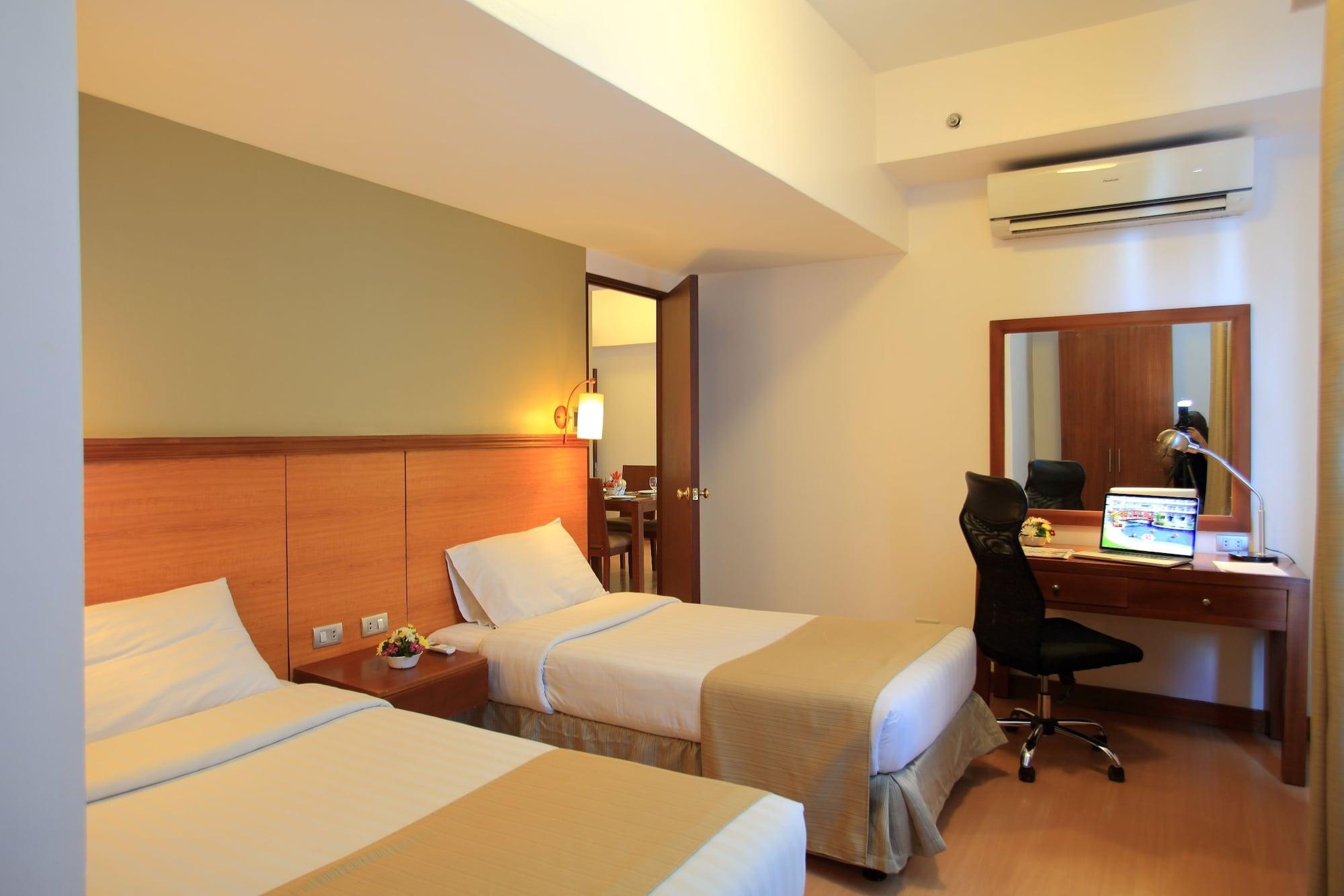 The Malayan Plaza Hotel Pasig City Zewnętrze zdjęcie