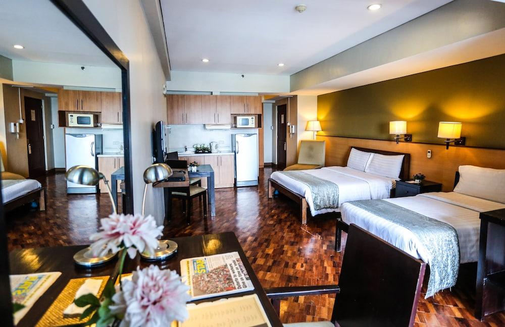 The Malayan Plaza Hotel Pasig City Zewnętrze zdjęcie
