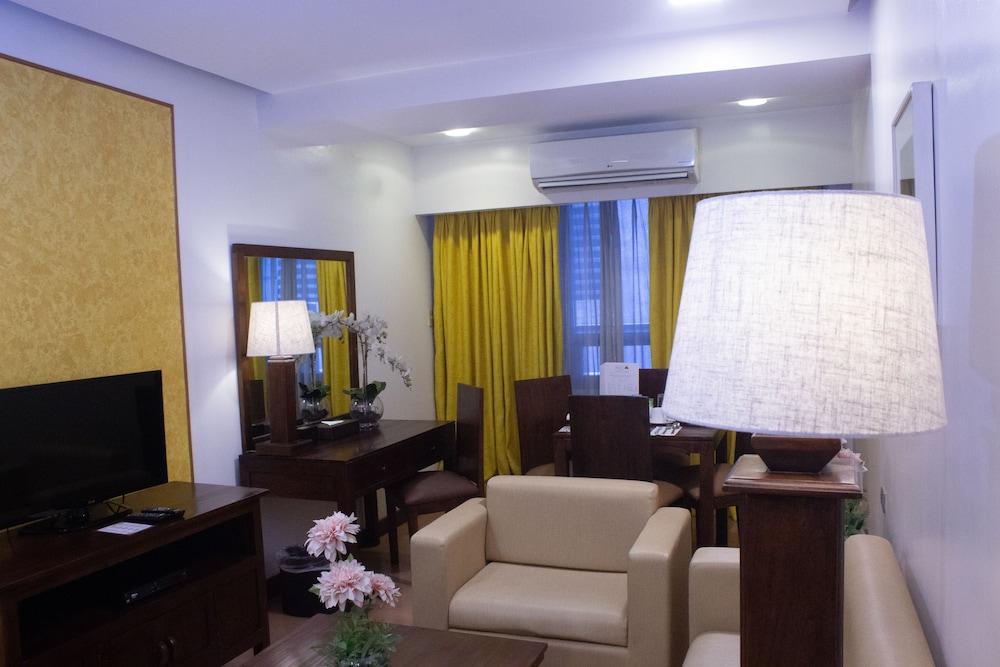 The Malayan Plaza Hotel Pasig City Zewnętrze zdjęcie